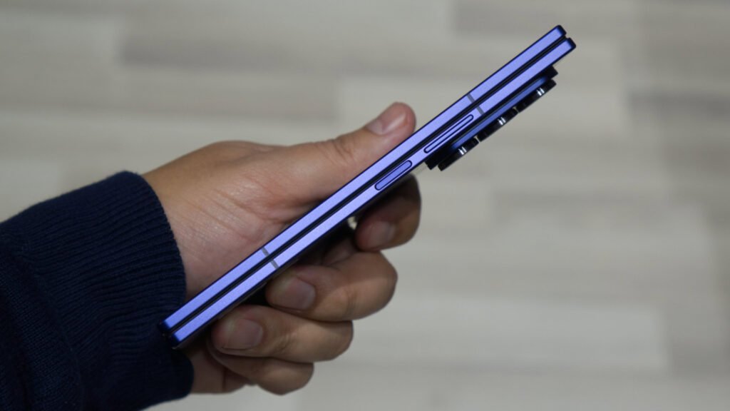 Samsung Galaxy Z Fold 7 – The Foldable Flagship Redefined