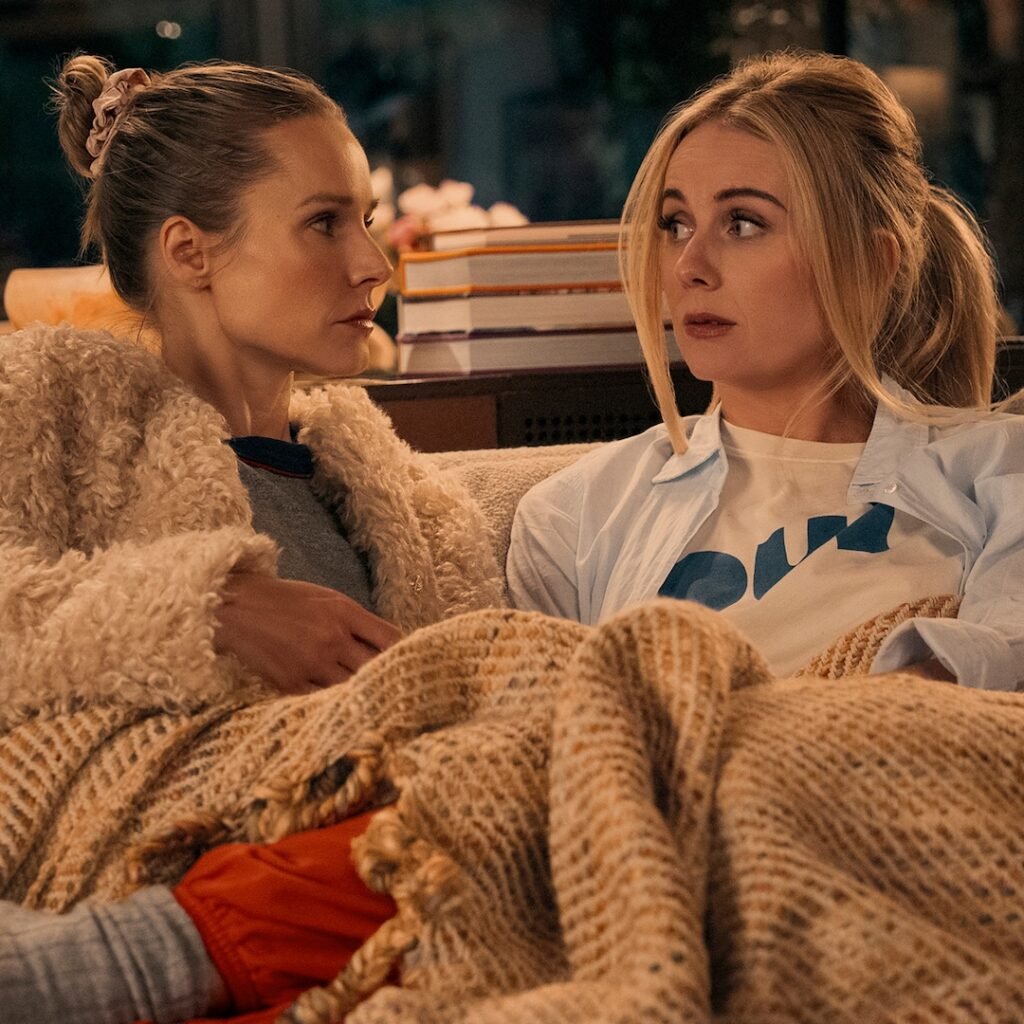 Nobody Wants This' Justine Lupe on Kristen Bell Bond