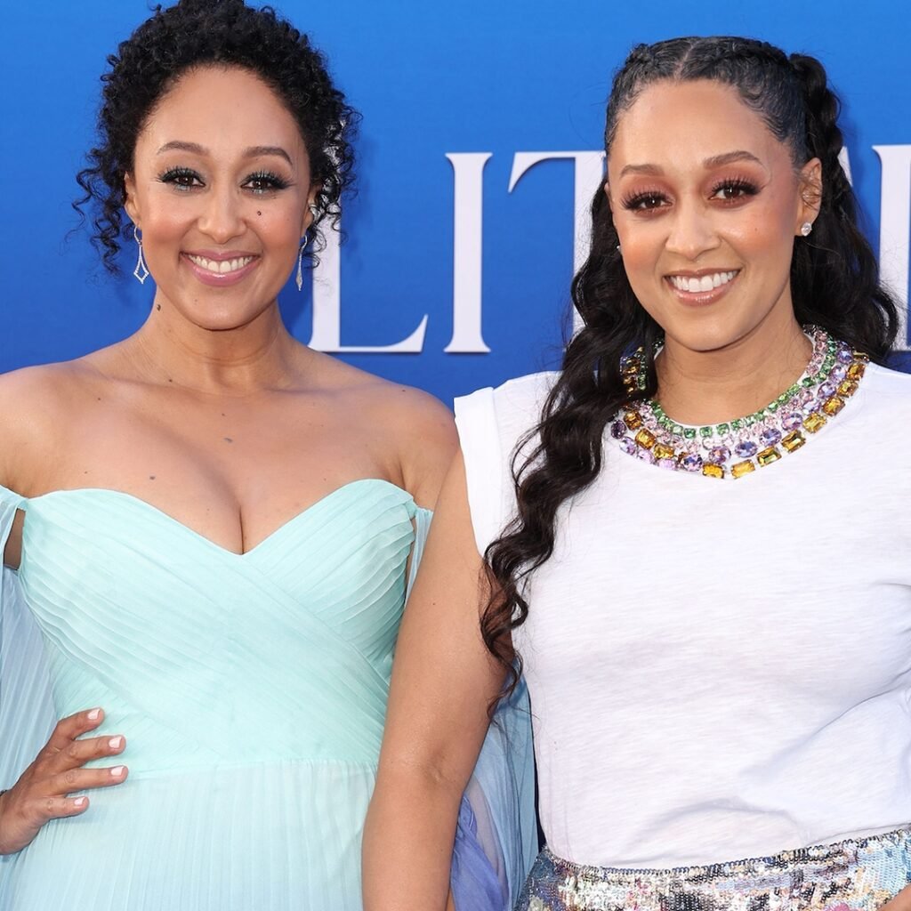 Tia Mowry, Tamera Mowry Reunite in Photo Together