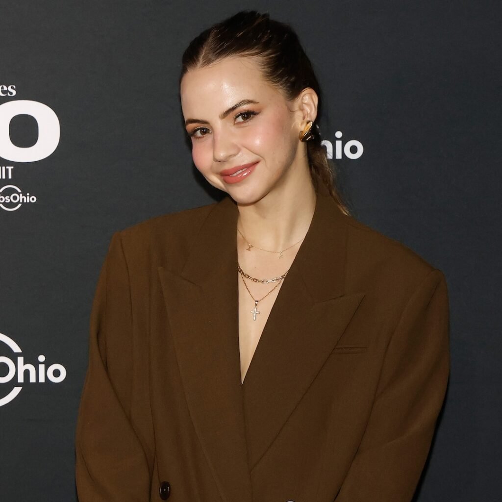 Bobbi Althoff Facial Paralysis After Botched Botox Procedure Bobbi Althoff Facial Paralysis After Botched Botox Procedure