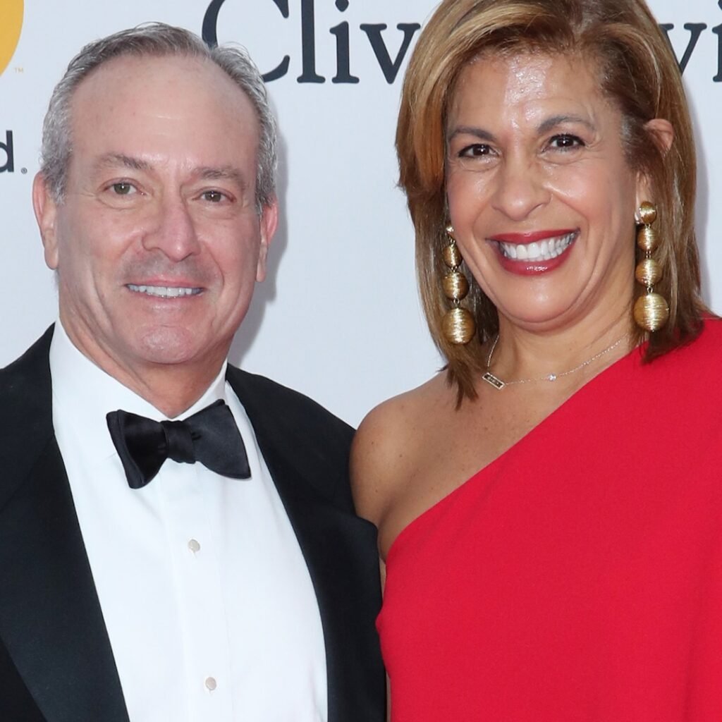 Hoda Kotb, Ex Joel Schiffman's Family Meal With Daughters