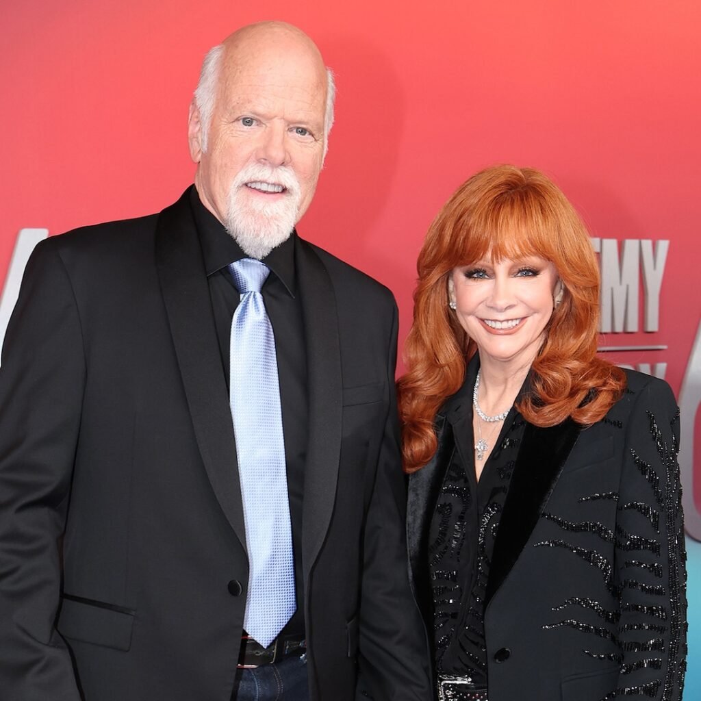 Reba McEntire, Rex Linn on Wedding Plans Amid Happy’s Place