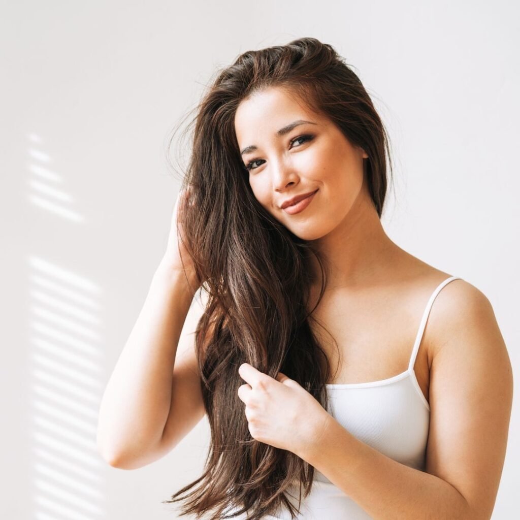 Tips & Products to Grow Longer Hair, According to a Dermatologist