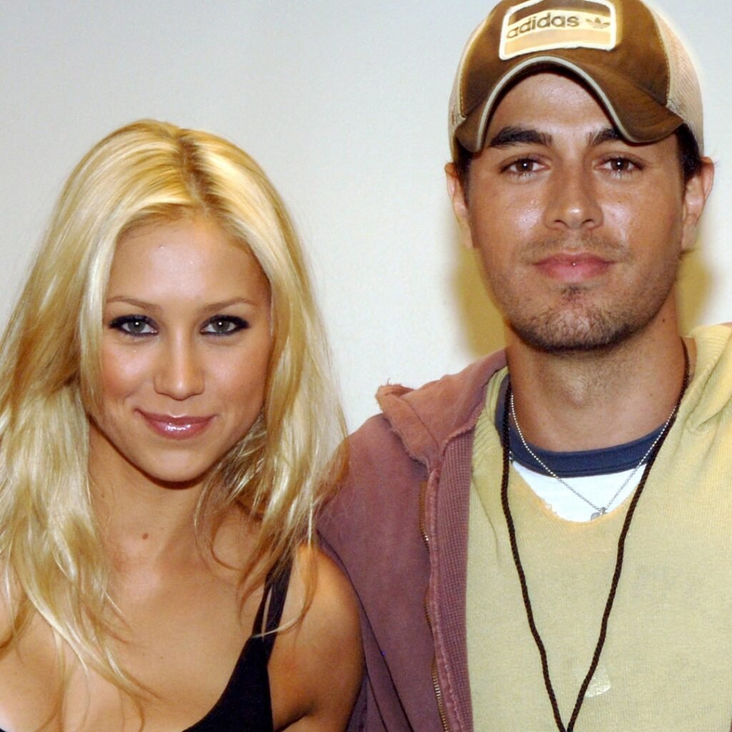 Enrique Iglesias, Anna Kournikova's Rare Family Photo 