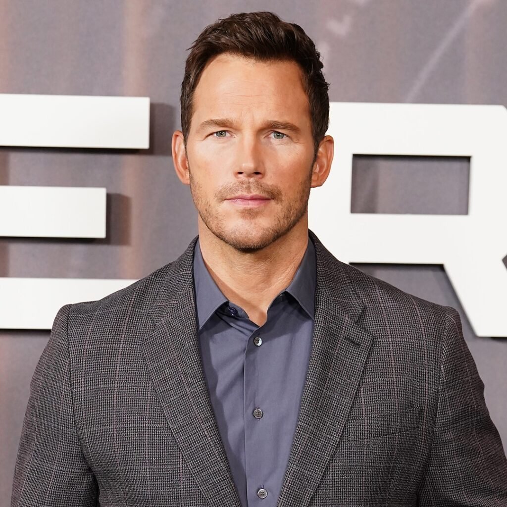 Arnold Schwarzenegger’s Santa Claus Gift for Chris Pratt, Kids