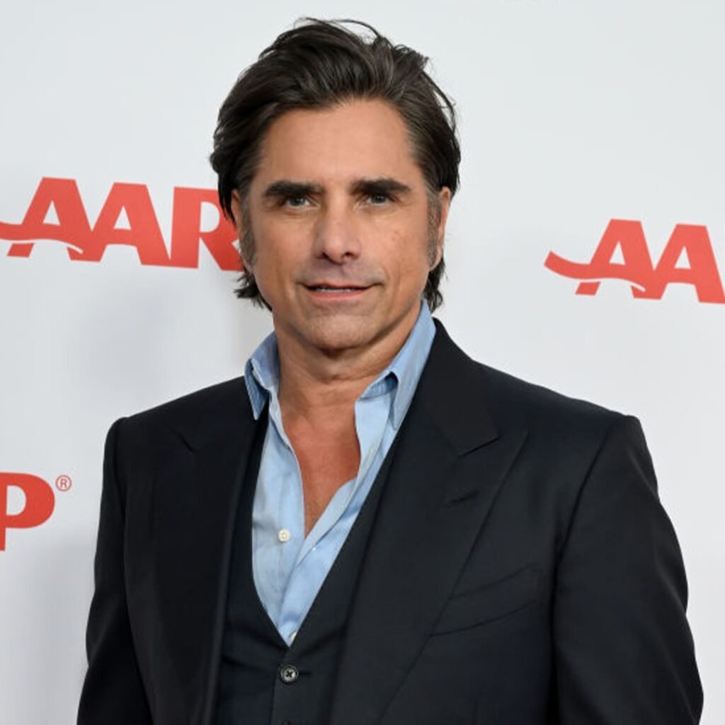 John Stamos’ Blonde Highlight Hair Transformation