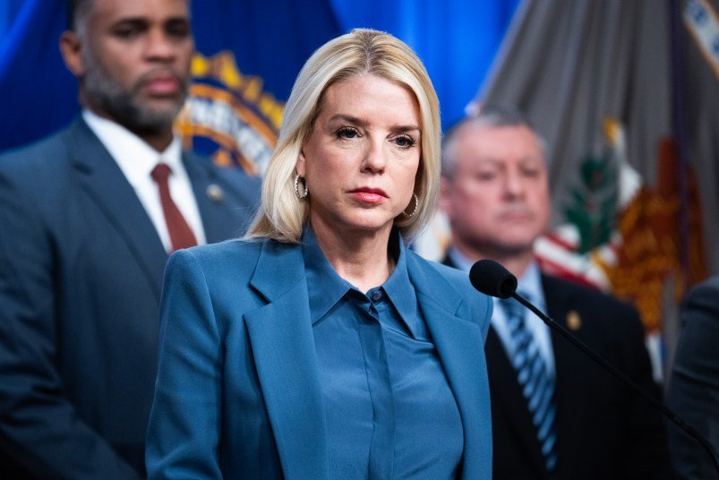 Minnesota SoS Rejects Bondi’s ‘Ransom’ Request for Voter Data In Exchange For End to ‘Chaos’ Minnesota SoS Rejects Bondi’s ‘Ransom’ Request for Voter Data In Exchange For End to ‘Chaos’