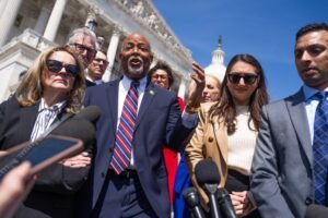 Even After Trump’s Wild Threats, House GOP Blocks Dems From Voting on Iran War