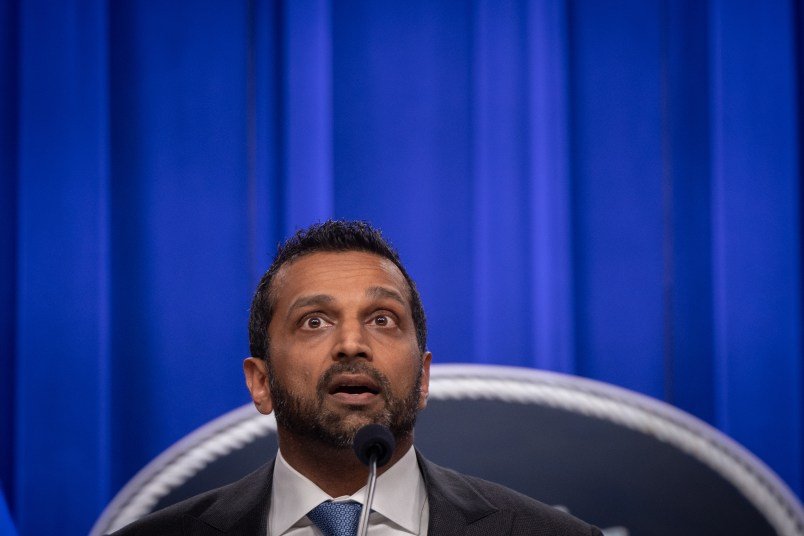 Chicago FBI Head Ousted; Official Account Claims He Wasn’t ‘On Board’ With Trump Chicago FBI Head Ousted; Official Account Claims He Wasn’t ‘On Board’ With Trump