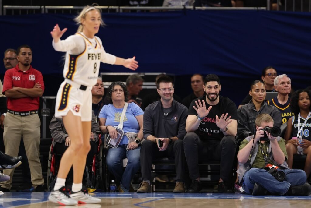 Ex-NBA Troll Who Got in Mid-Game Altercation Laments That His Anti-Trans Crusade Distracts From WNBA Play Ex-NBA Troll Who Got in Mid-Game Altercation Laments That His Anti-Trans Crusade Distracts From WNBA Play